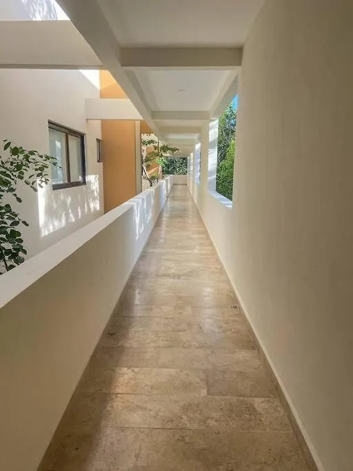 Suit Next To The Common Top Roof Exclusive Building Kingsize Bed 2 Super Pools, Gym, Grill Tulum Holiday home