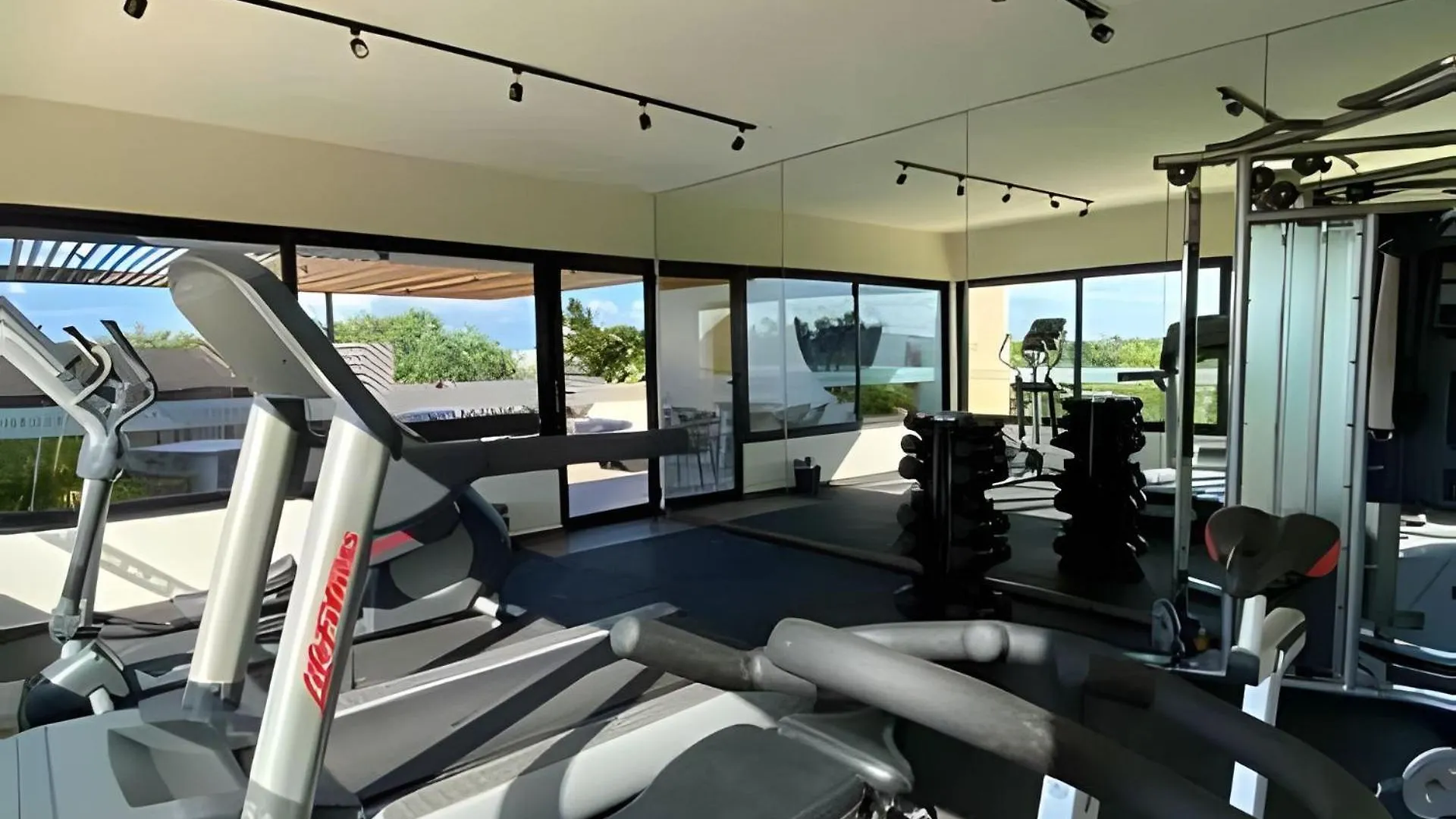 Holiday home Suit Next To The Common Top Roof Exclusive Building Kingsize Bed 2 Super Pools, Gym, Grill Tulum Mexico